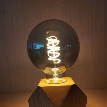 g125 light bulb lighten